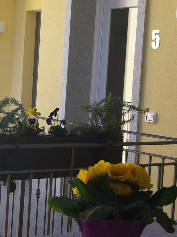 Bhl Boutique Rooms Legnano Exterior foto